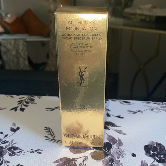 YSL ALL HOURS FOUNDATION - Picture 2 of 3